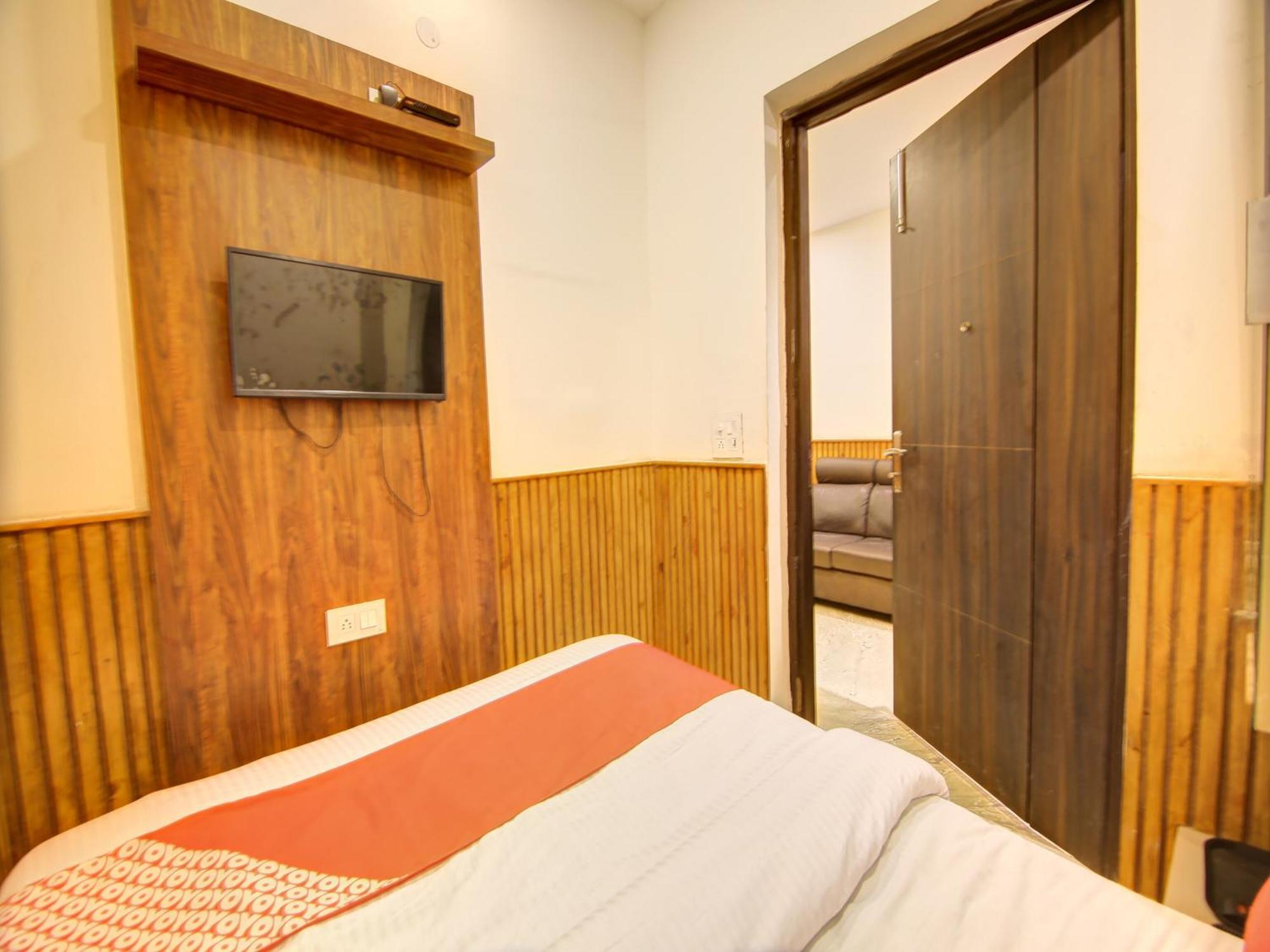 Hotel O Shri Sai Delhi  Luaran gambar